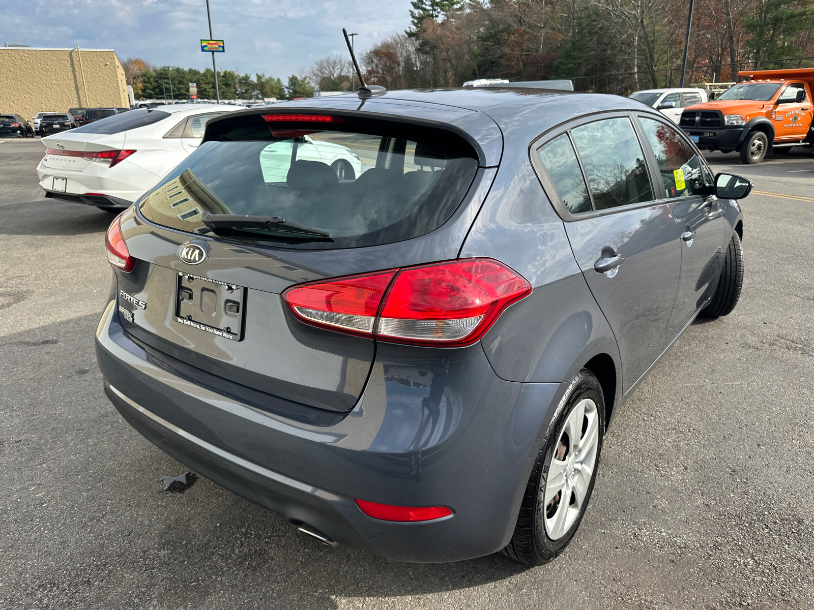 2016 Kia Forte LX 10