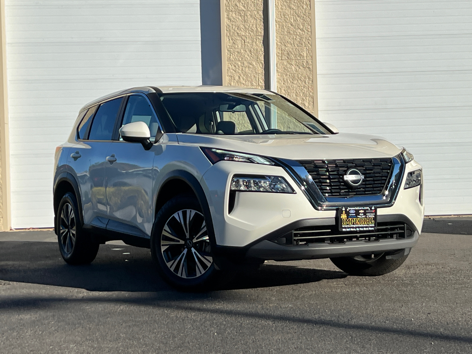 2023 Nissan Rogue SV 1