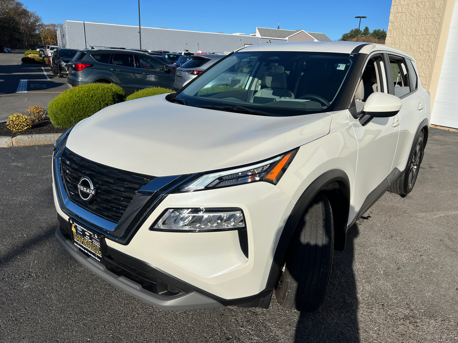 2023 Nissan Rogue SV 4