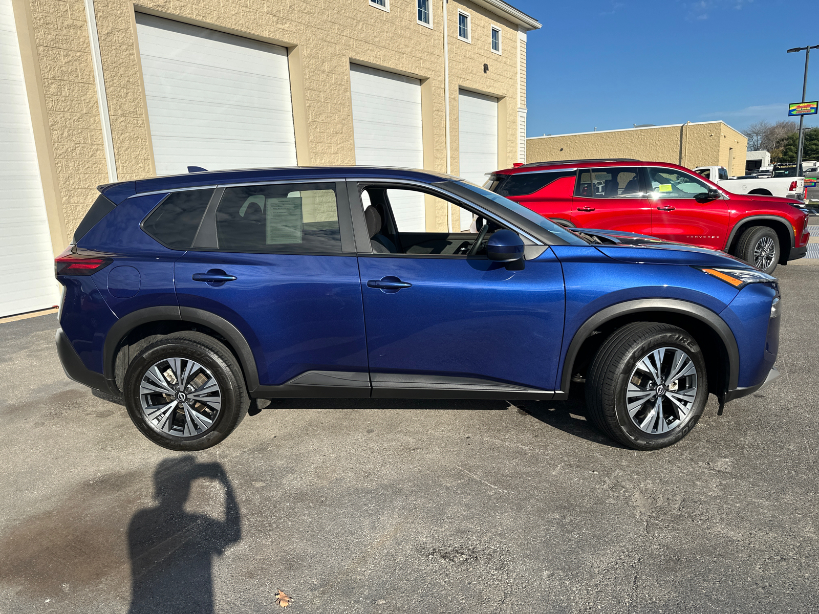 2023 Nissan Rogue SV 11