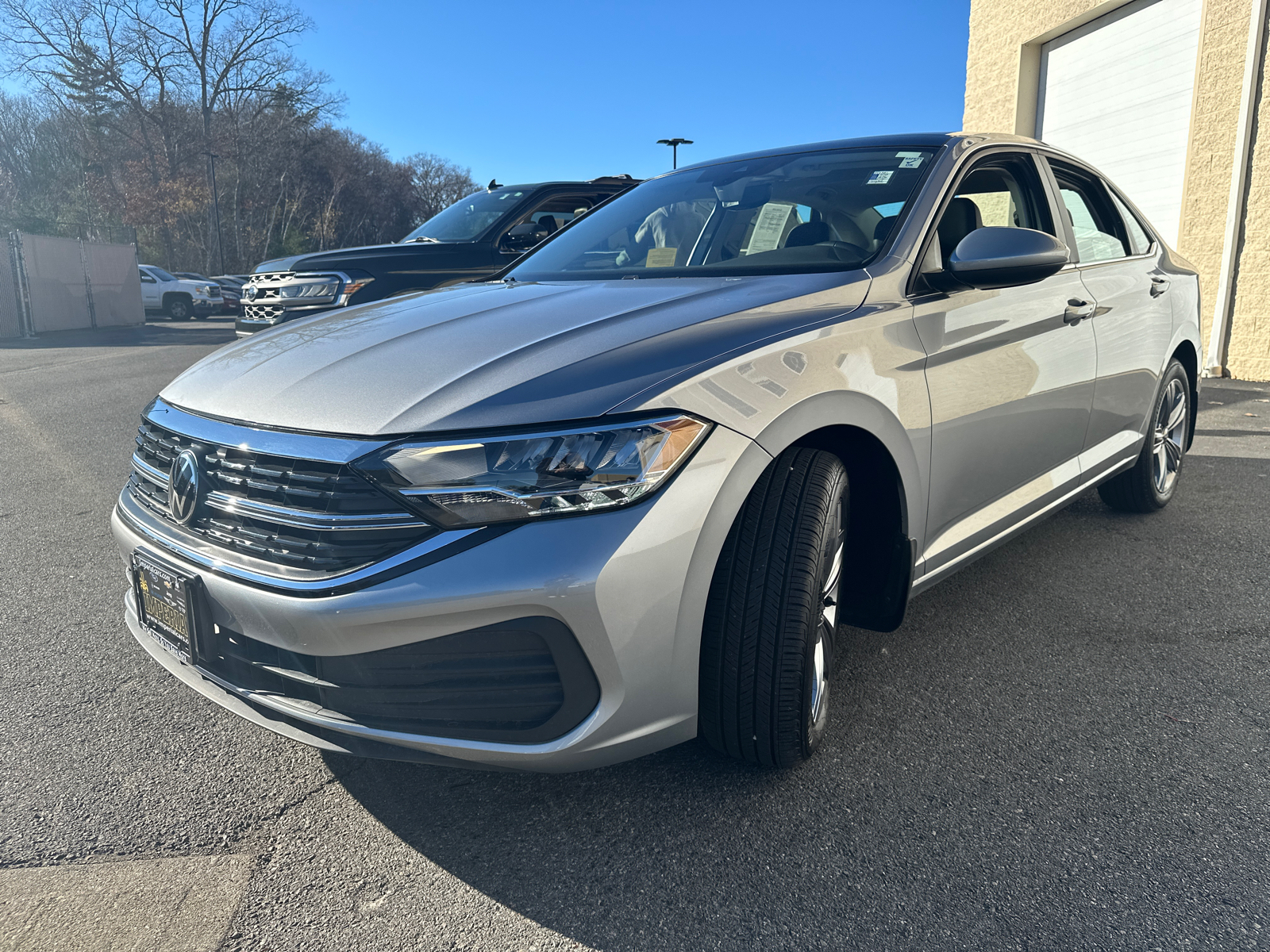 2023 Volkswagen Jetta 1.5T SE 4