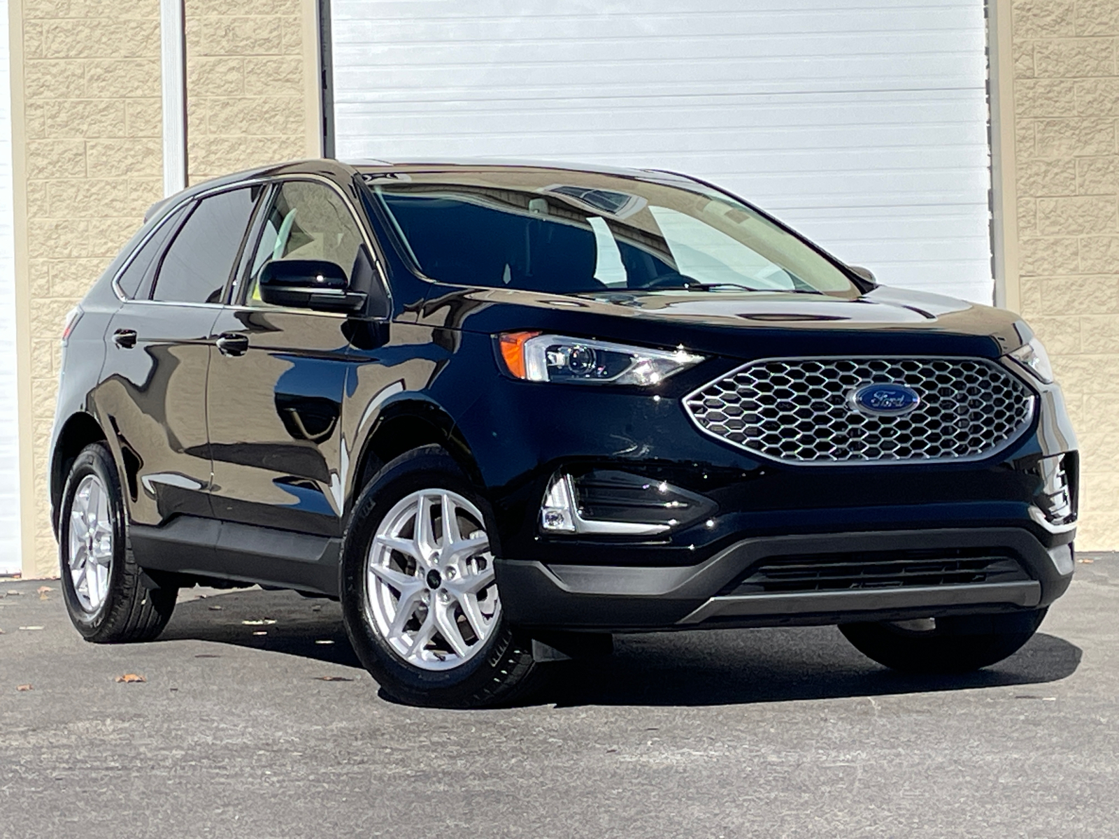 2024 Ford Edge SEL 1