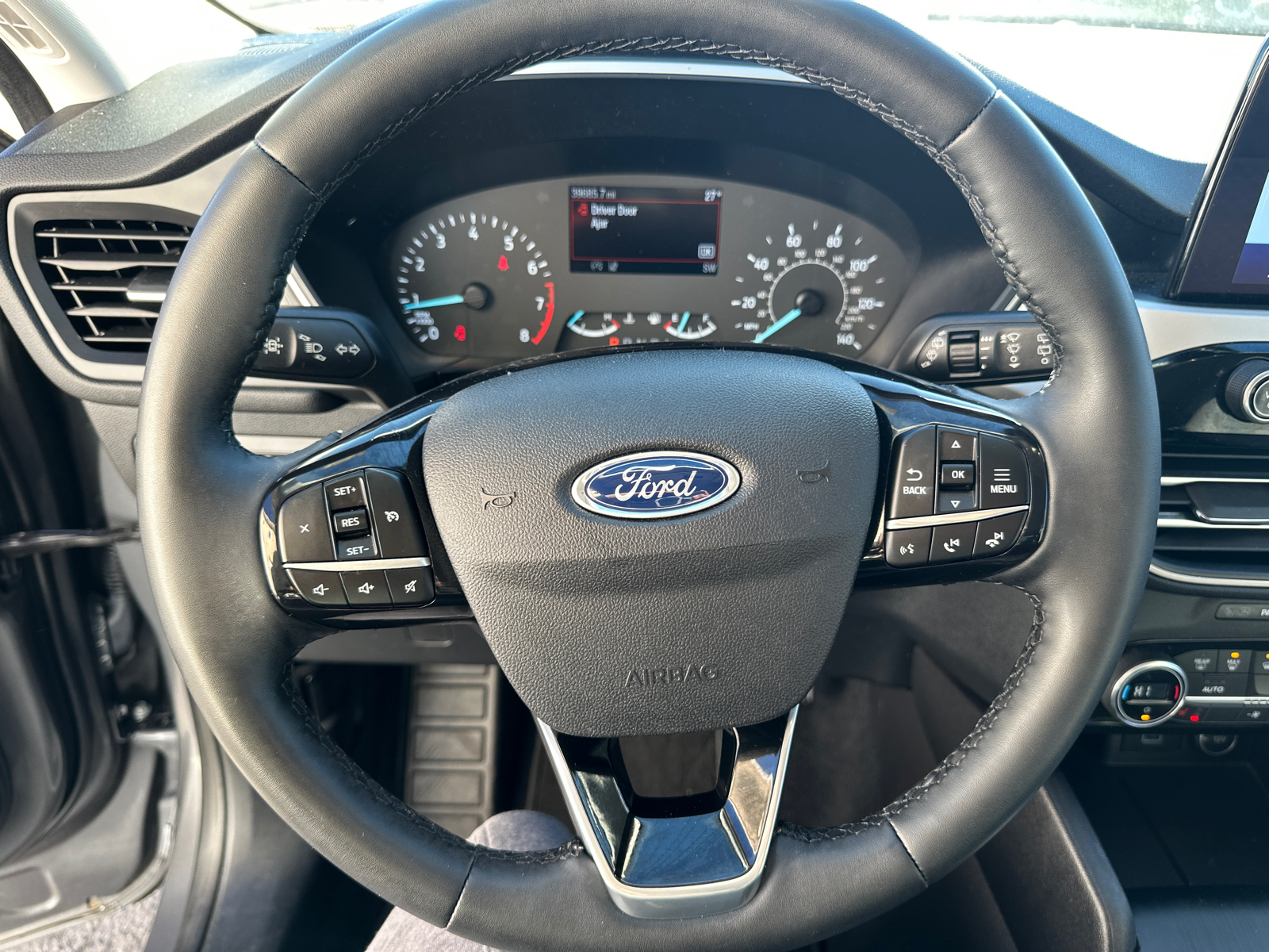 2021 Ford Escape SE 21