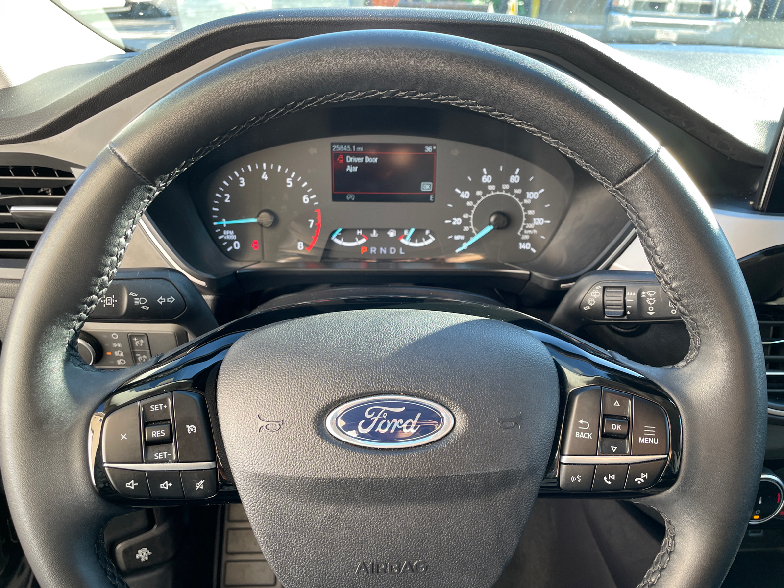 2022 Ford Escape SE 24