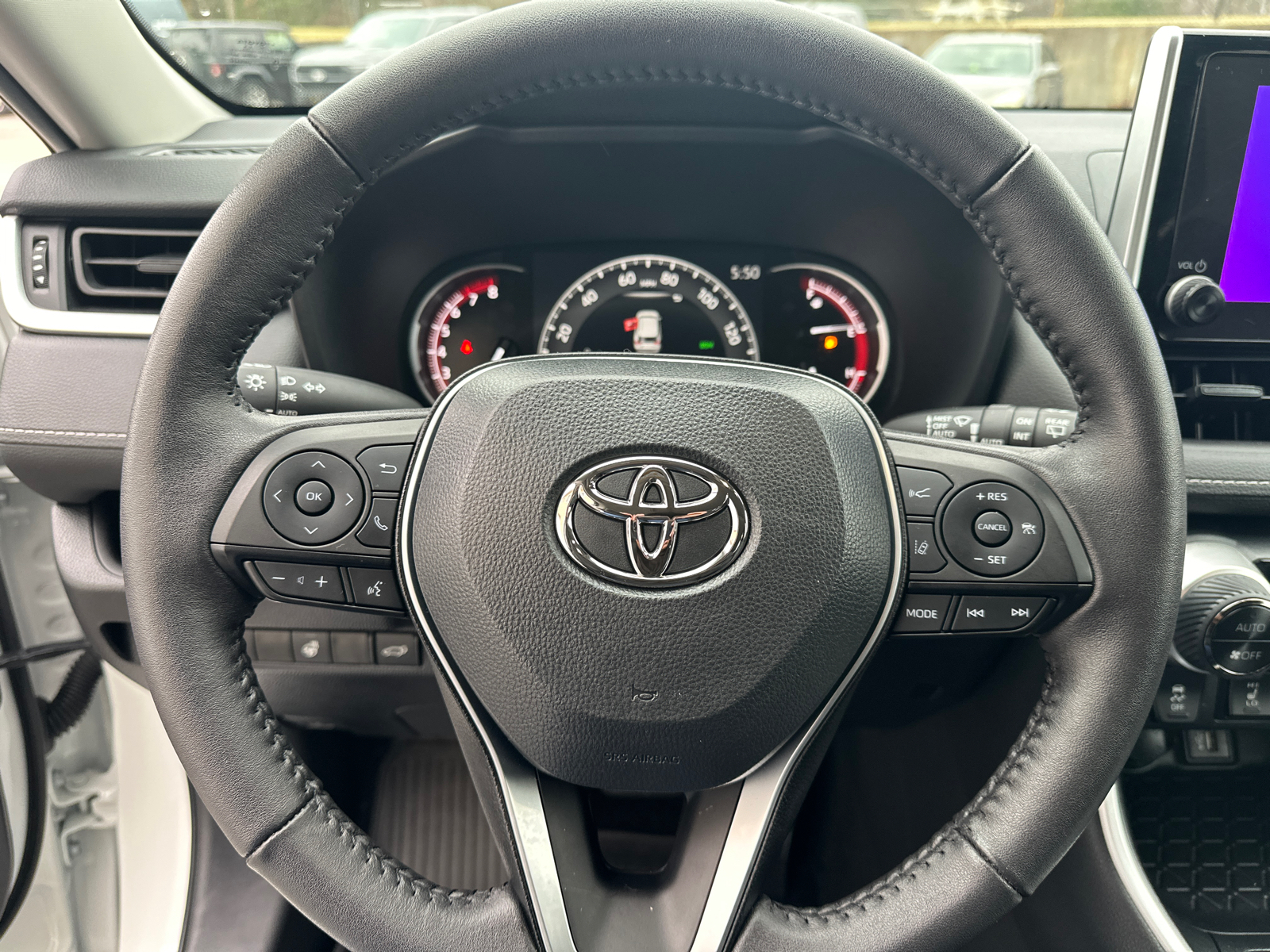 2024 Toyota RAV4 XLE 21