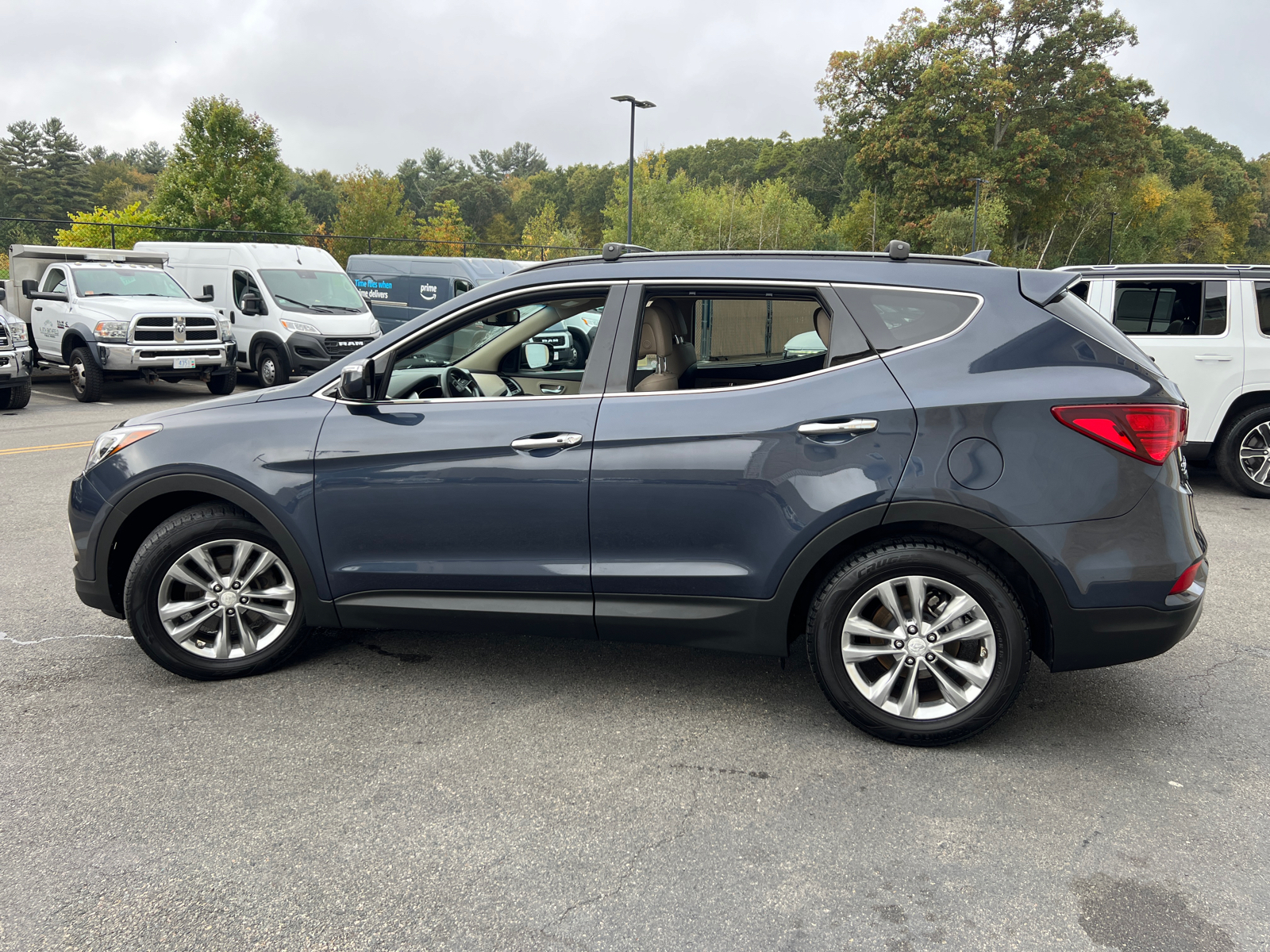 2017 Hyundai SANTA FE Sport  5