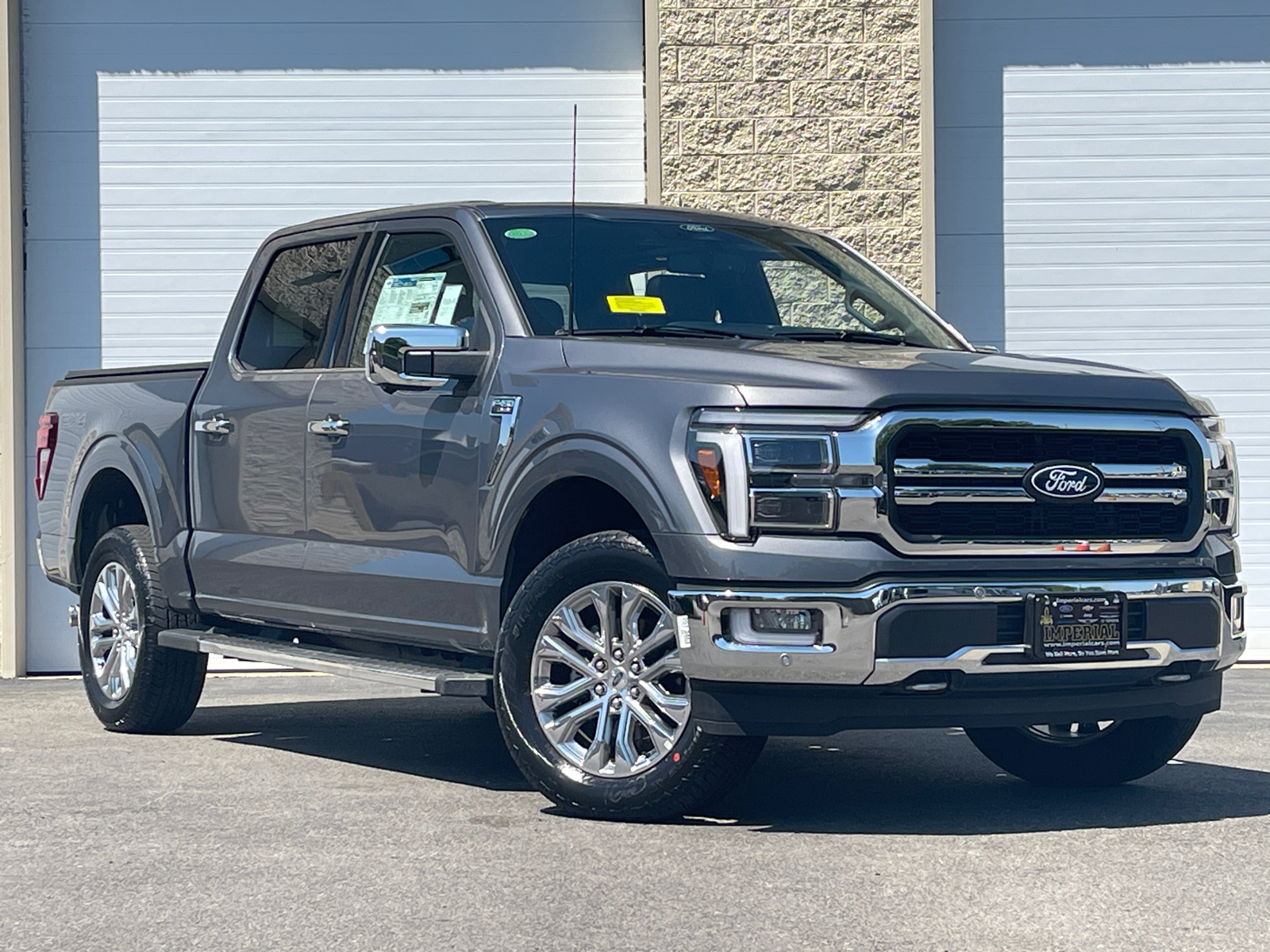 2024 Ford F-150 Lariat 2