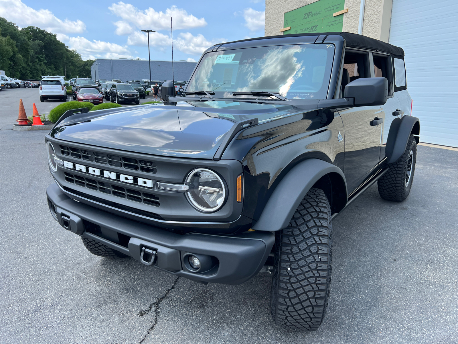 2024 Ford Bronco Black Diamond 4