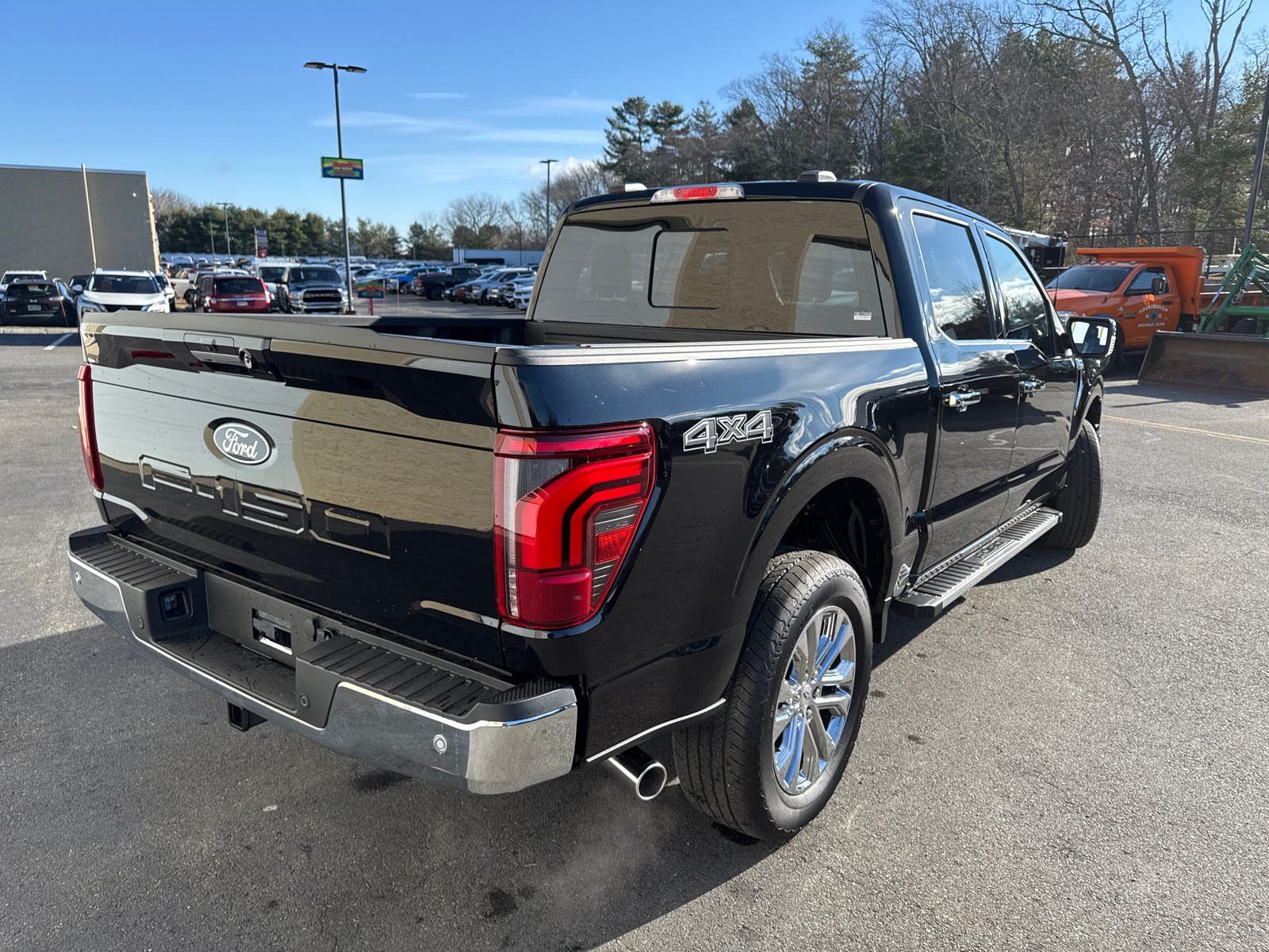 2024 Ford F-150 Lariat 10