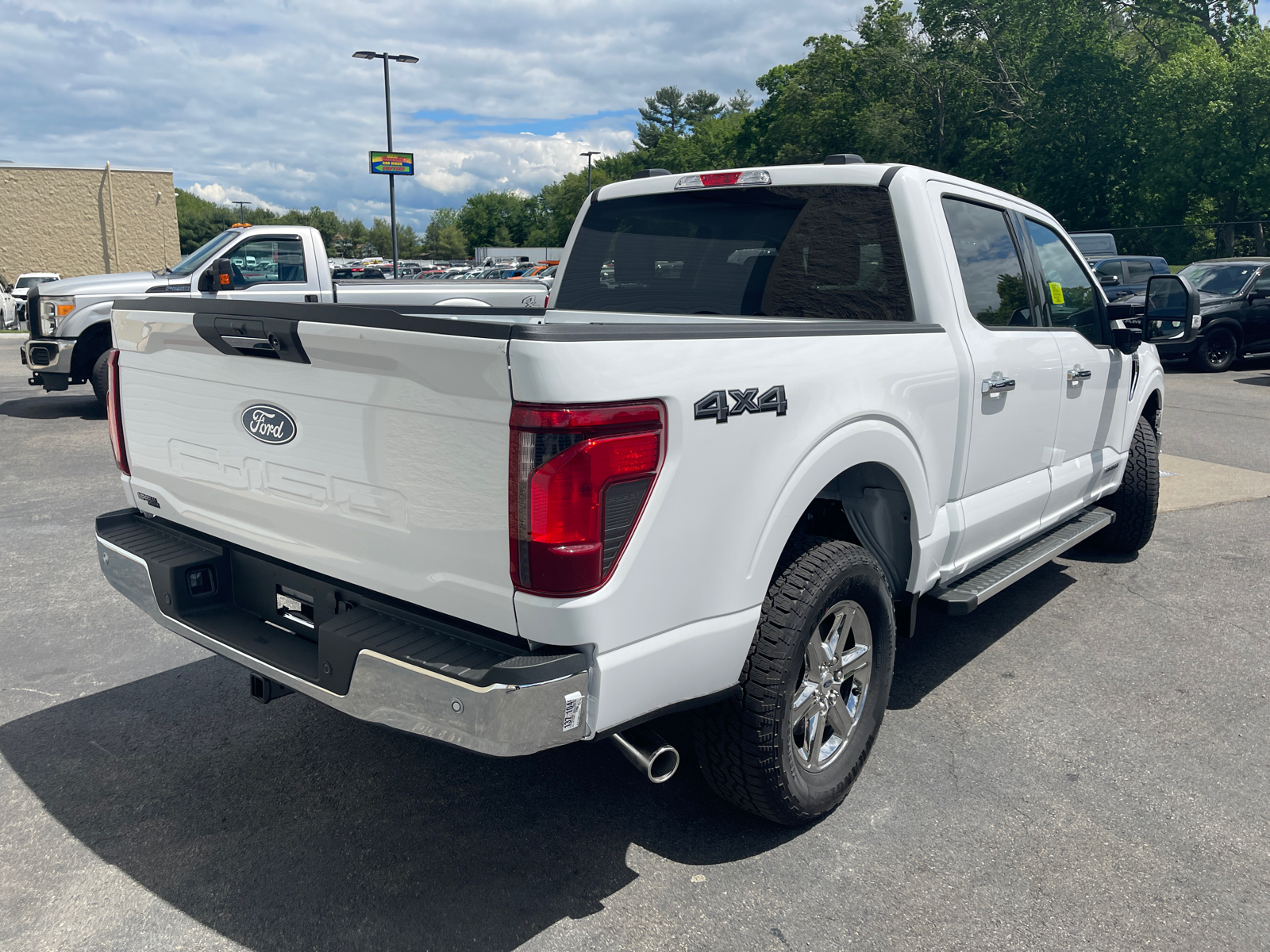 2024 Ford F-150 XLT 12