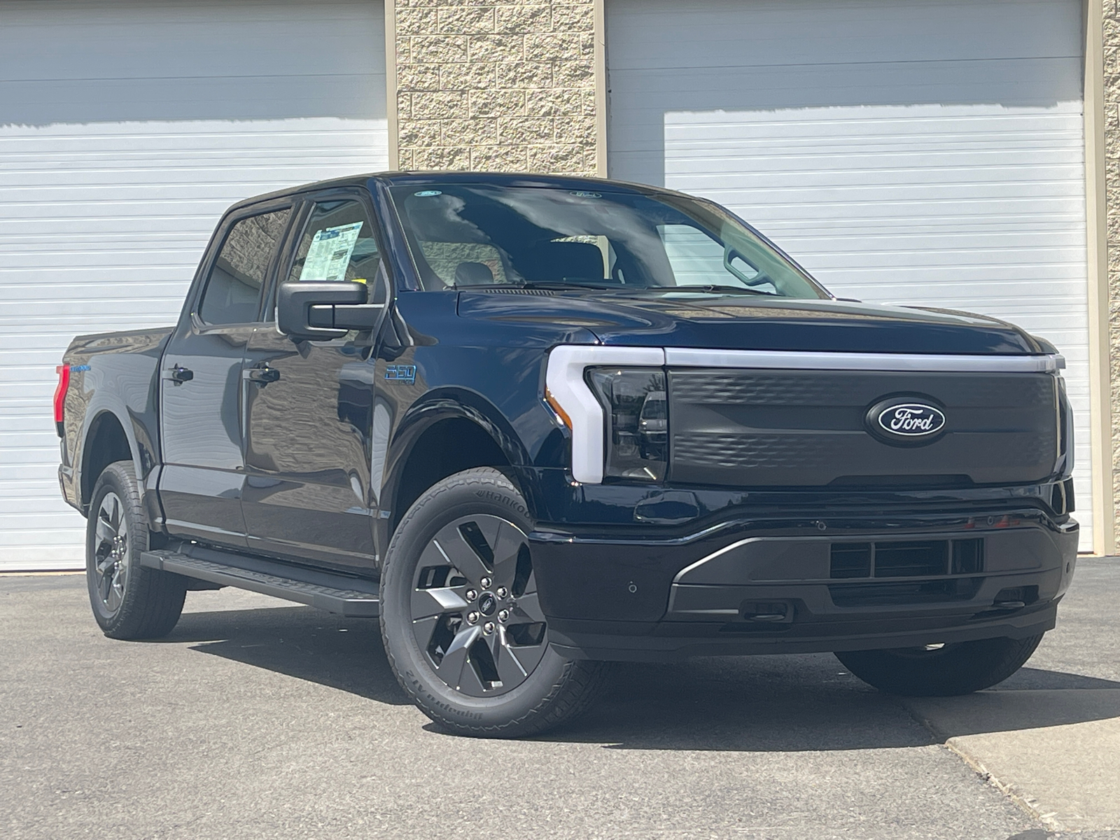 2024 Ford F-150 Lightning Flash 2