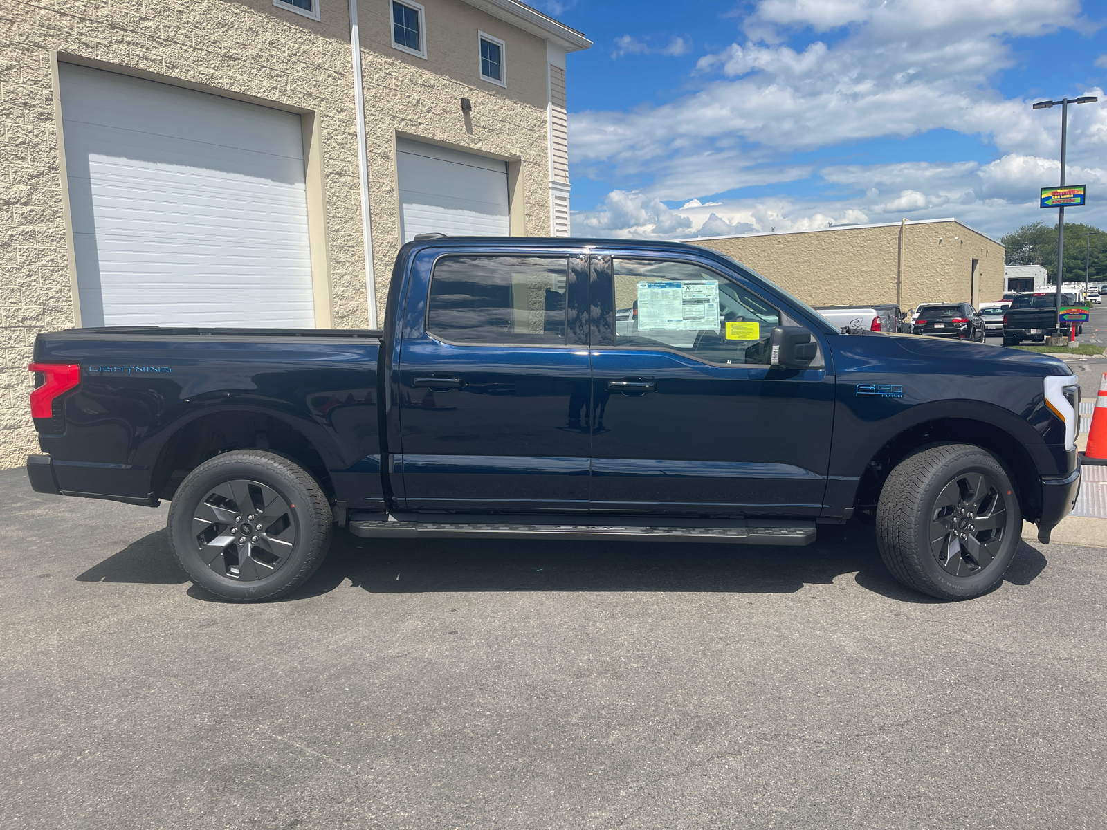 2024 Ford F-150 Lightning Flash 15