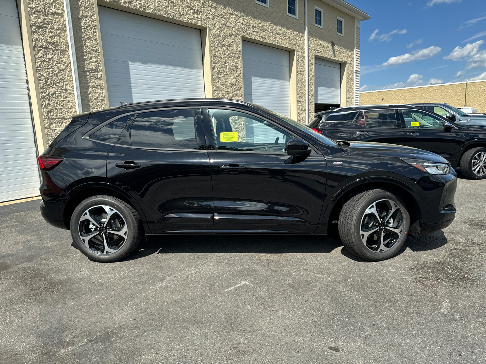 2024 Ford Escape ST-Line Select 11