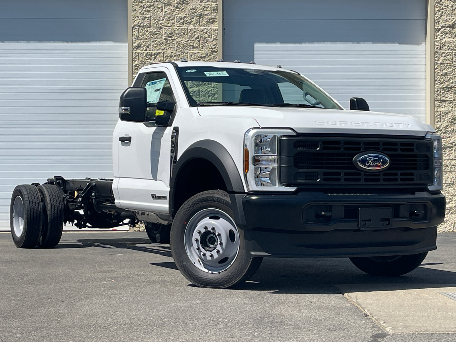 2024 Ford F-550SD XL 1