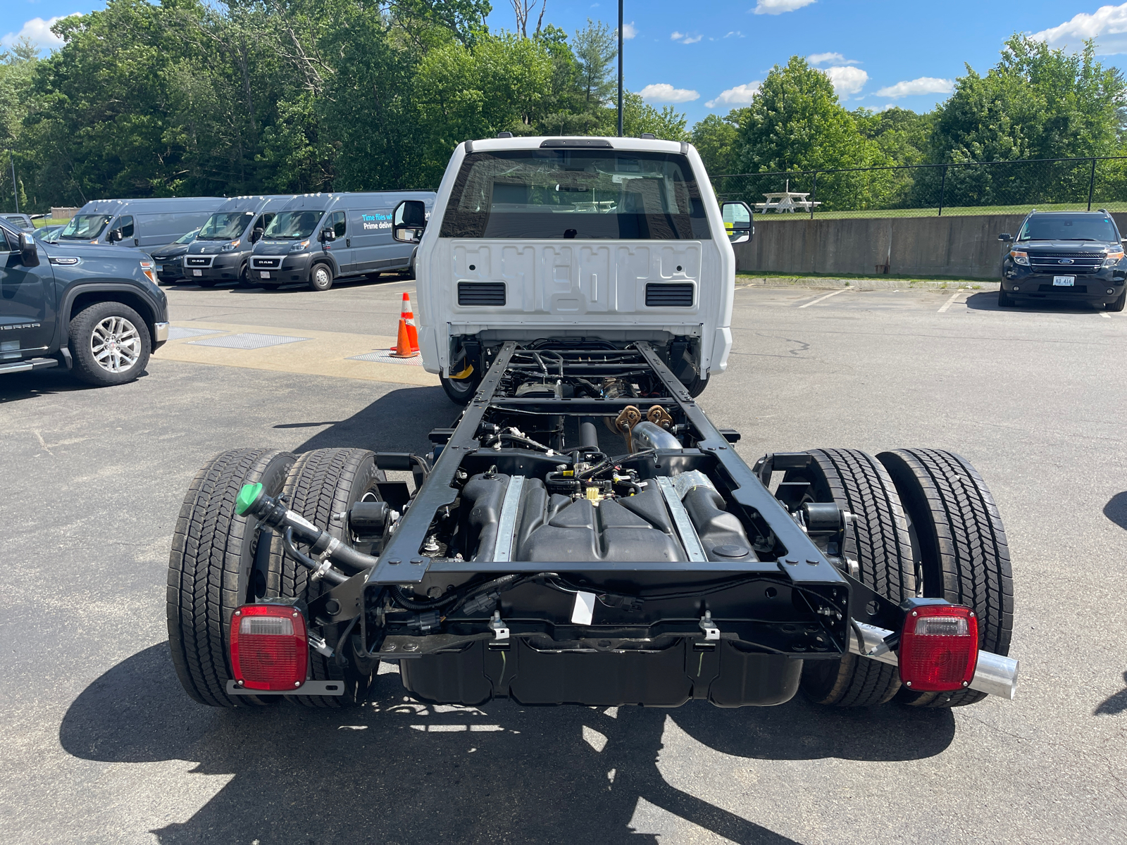 2024 Ford F-550SD XL 8