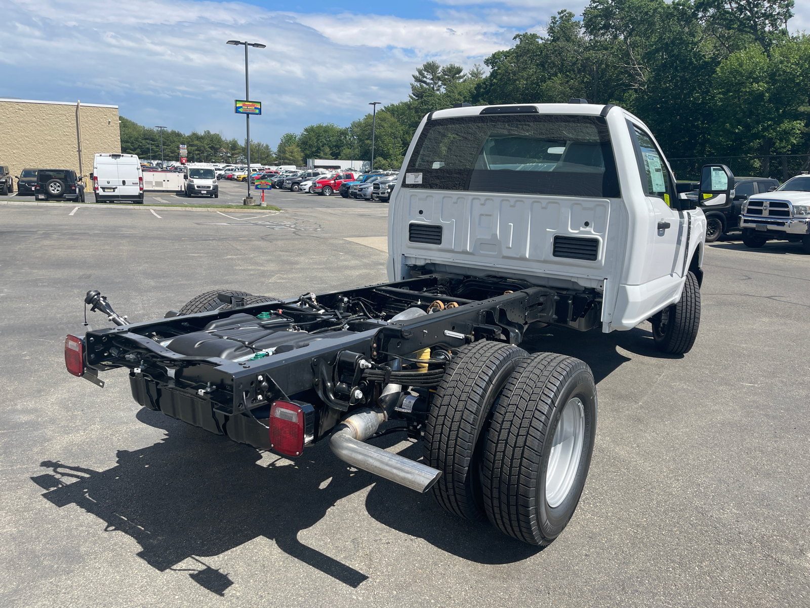 2024 Ford F-350SD XL 9