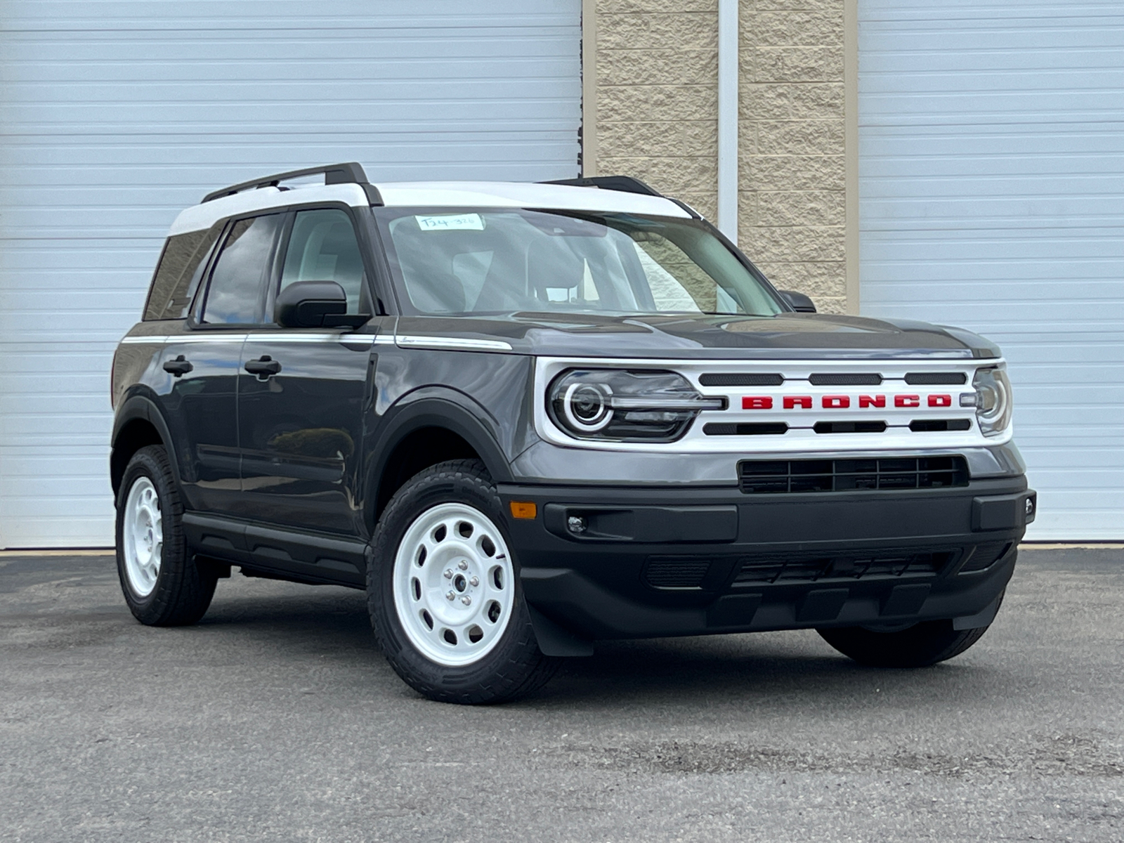 2024 Ford Bronco Sport Heritage 1