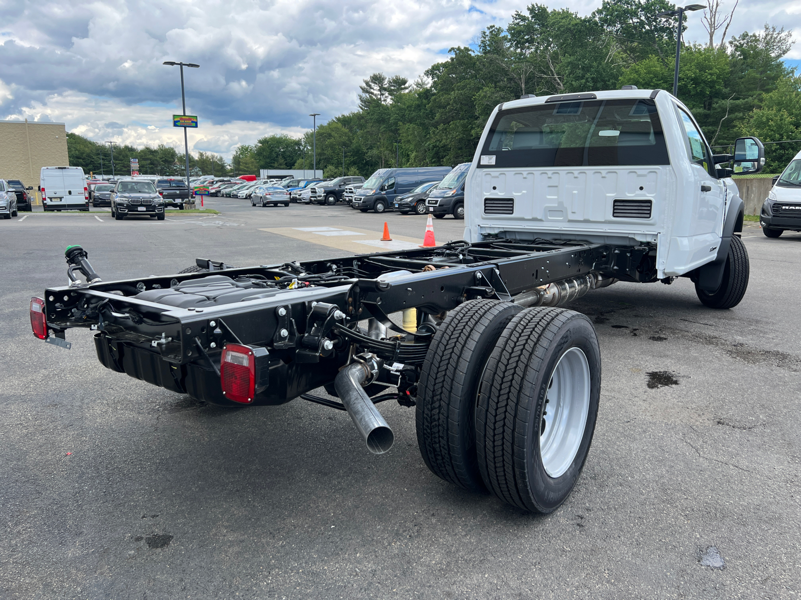 2024 Ford F-450SD XL 8