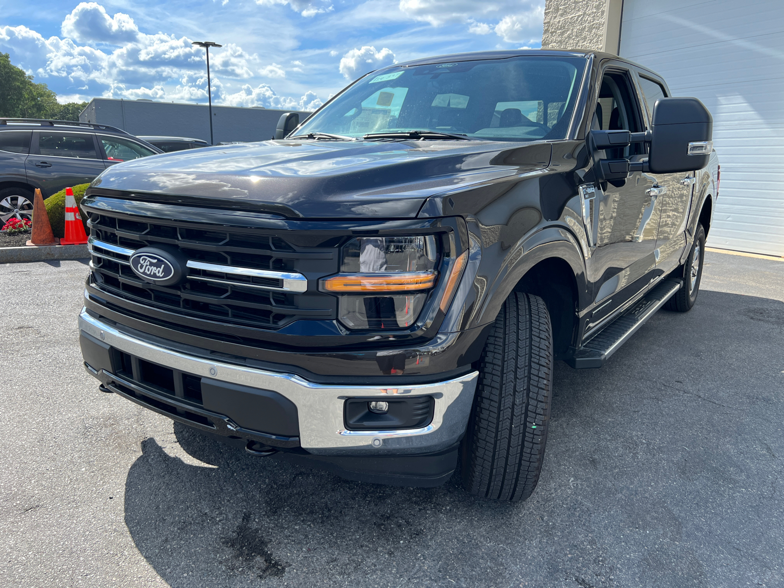 2024 Ford F-150 XLT 4