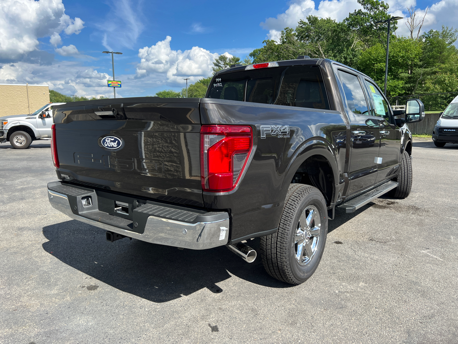 2024 Ford F-150 XLT 10