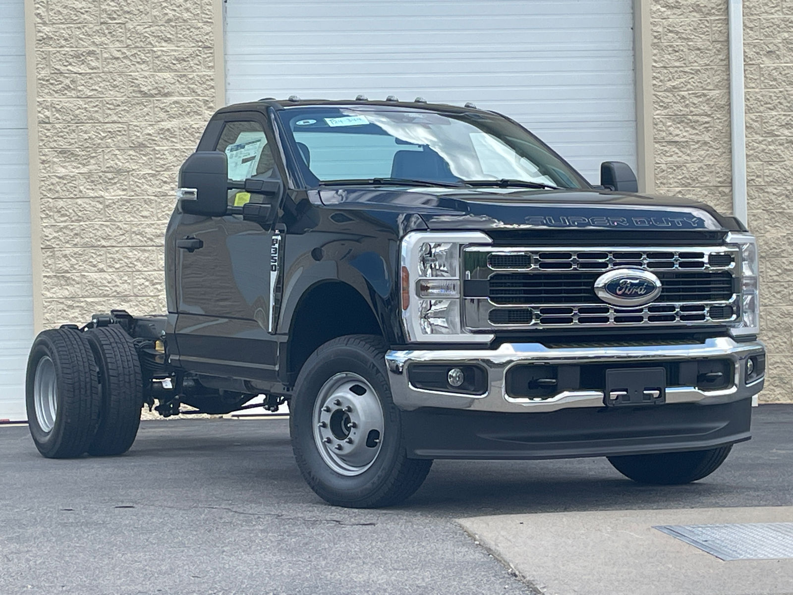 2024 Ford F-350SD XL 1