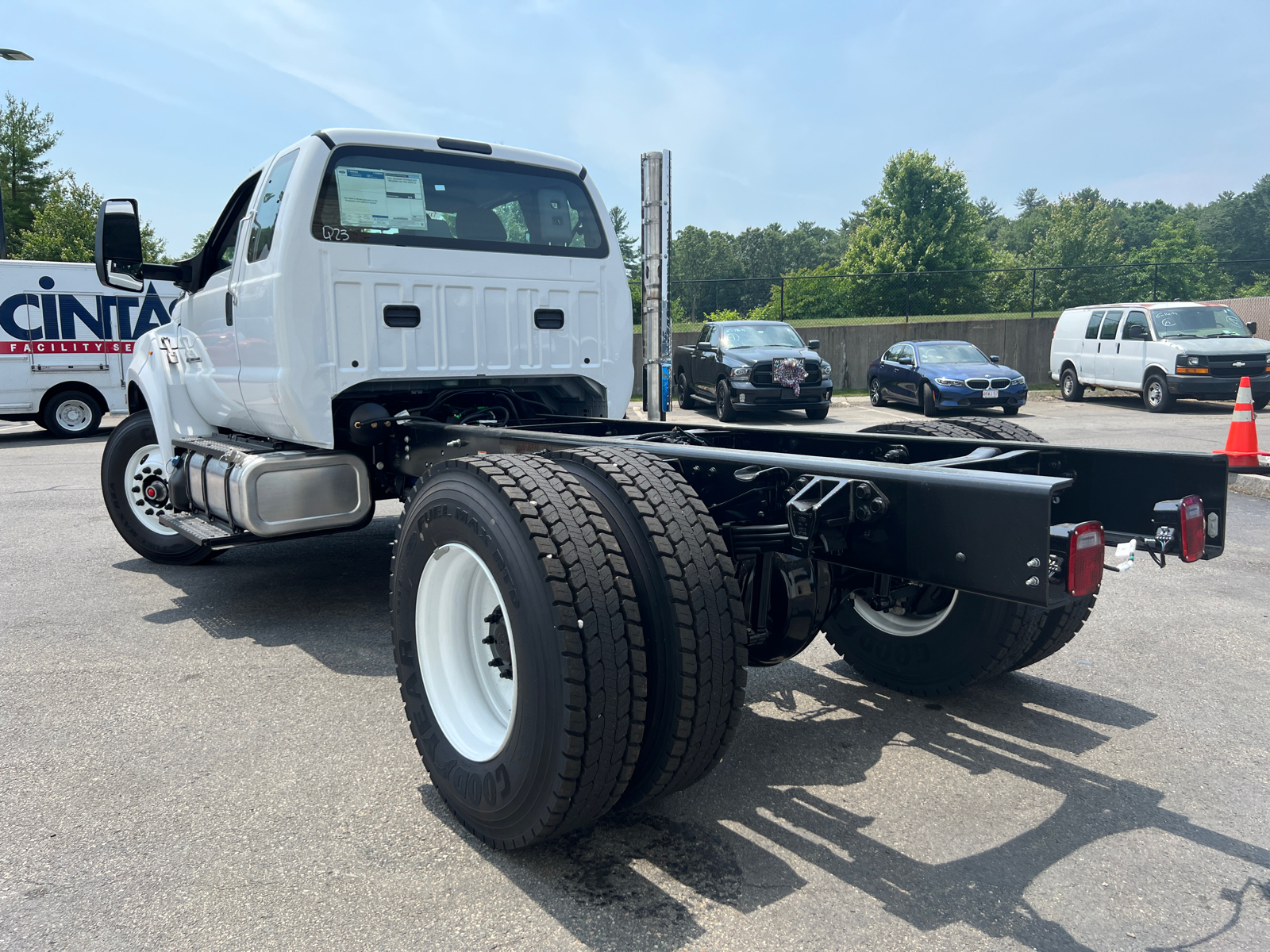 2024 Ford F750  7