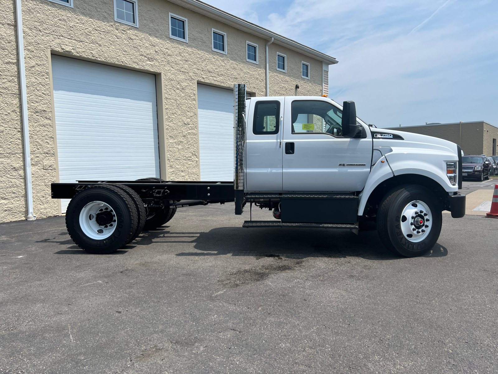 2024 Ford F750  9