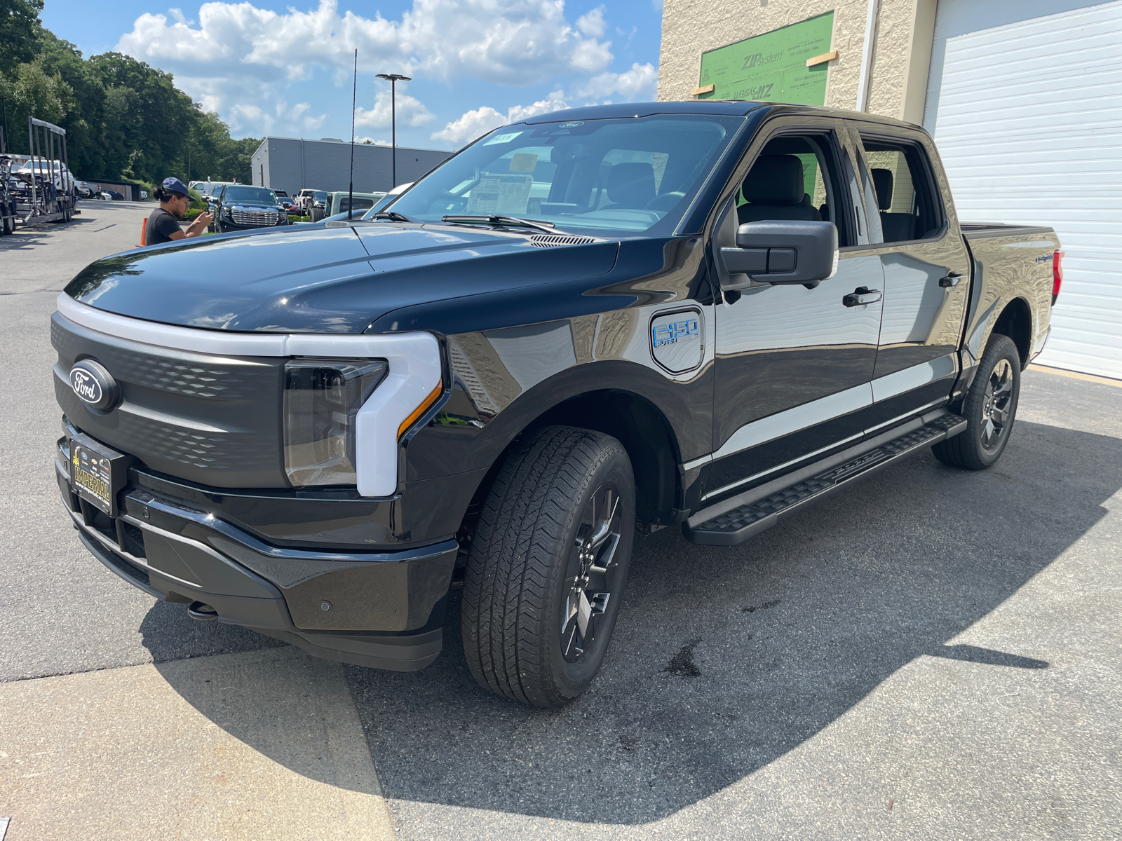 2024 Ford F-150 Lightning Flash 6