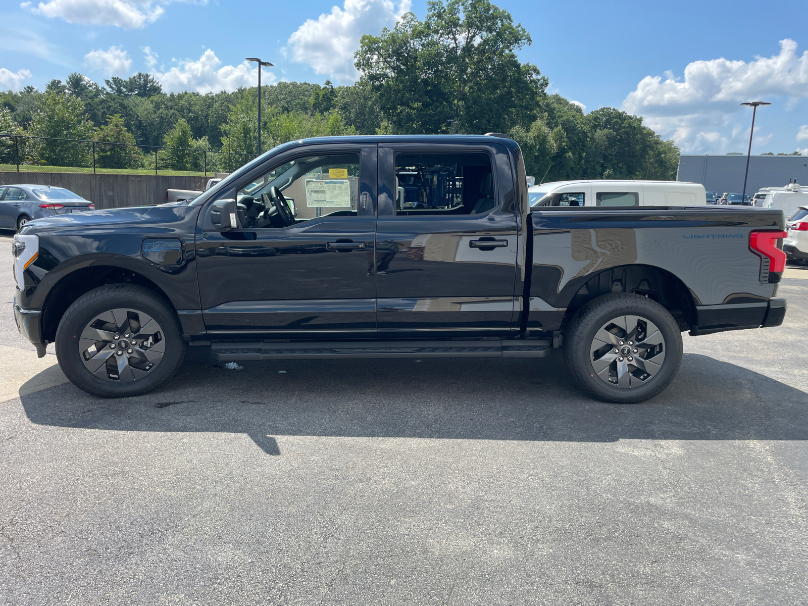 2024 Ford F-150 Lightning Flash 7