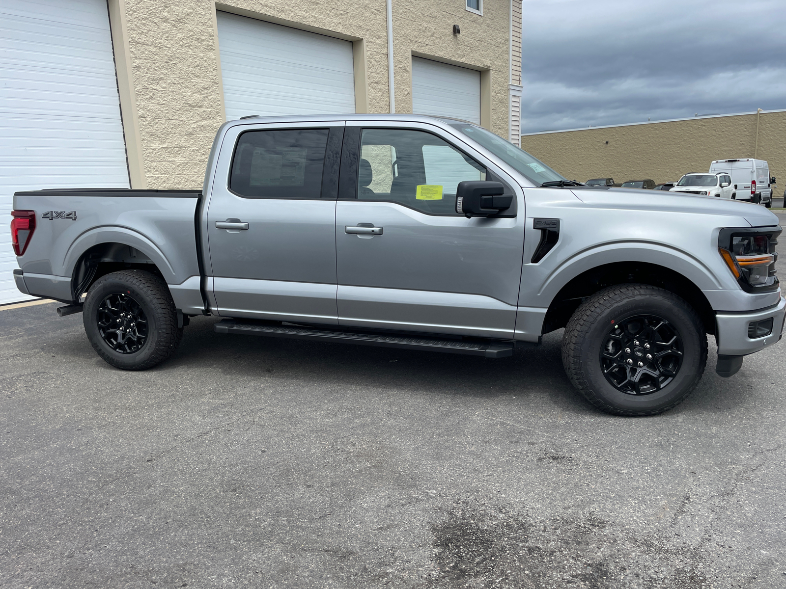 2024 Ford F-150 XLT 13