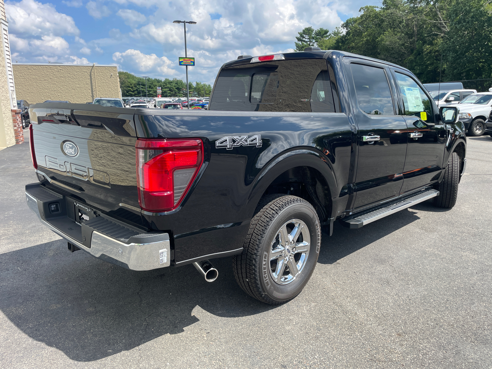 2024 Ford F-150 XLT 12