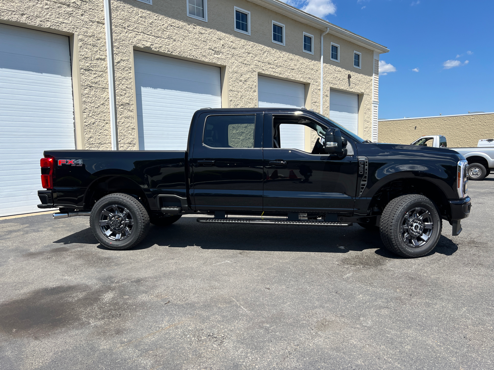 2024 Ford F-350SD Lariat 11