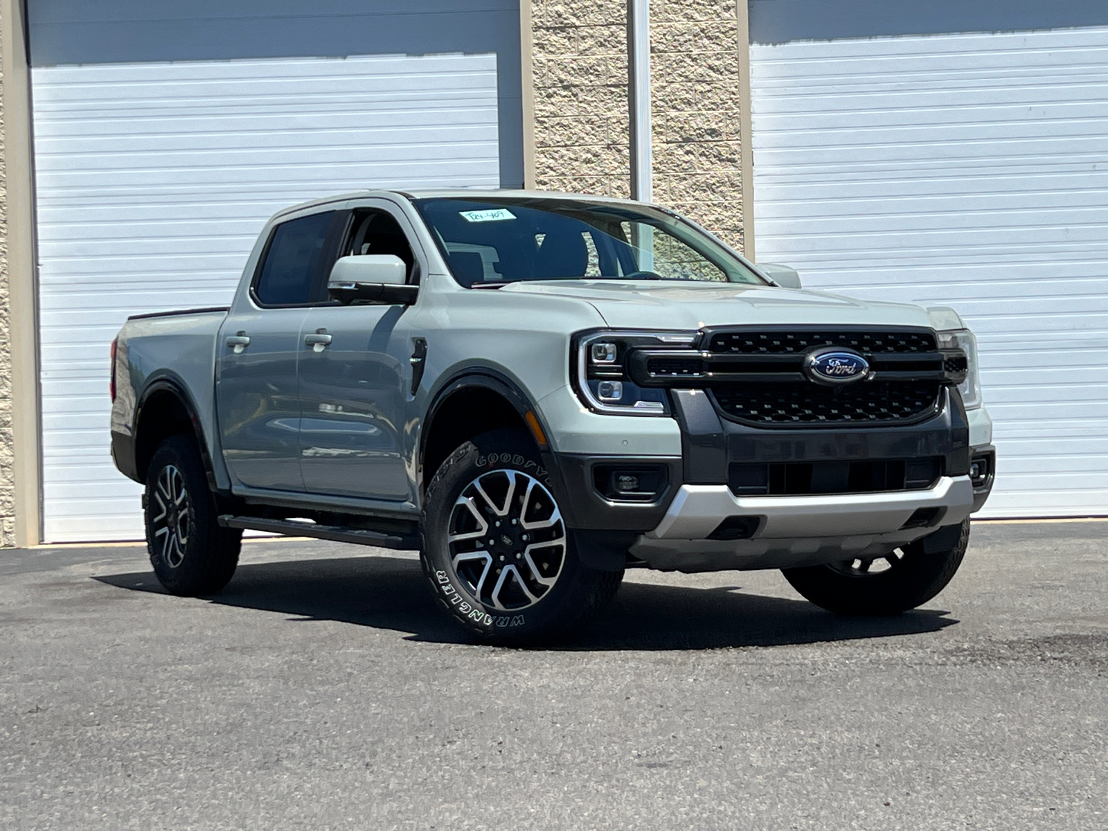 2024 Ford Ranger Lariat 1