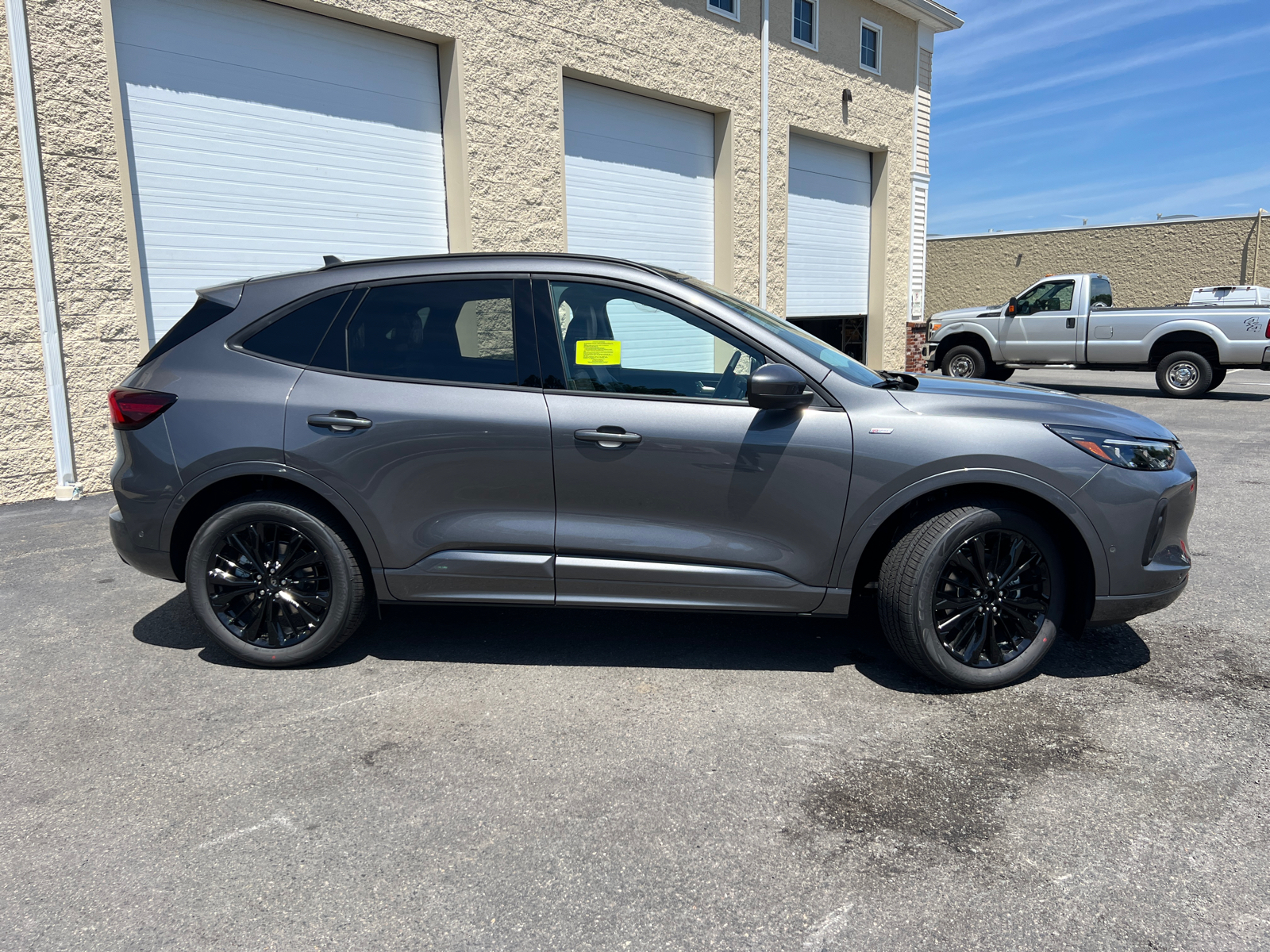 2024 Ford Escape ST-Line Elite 12