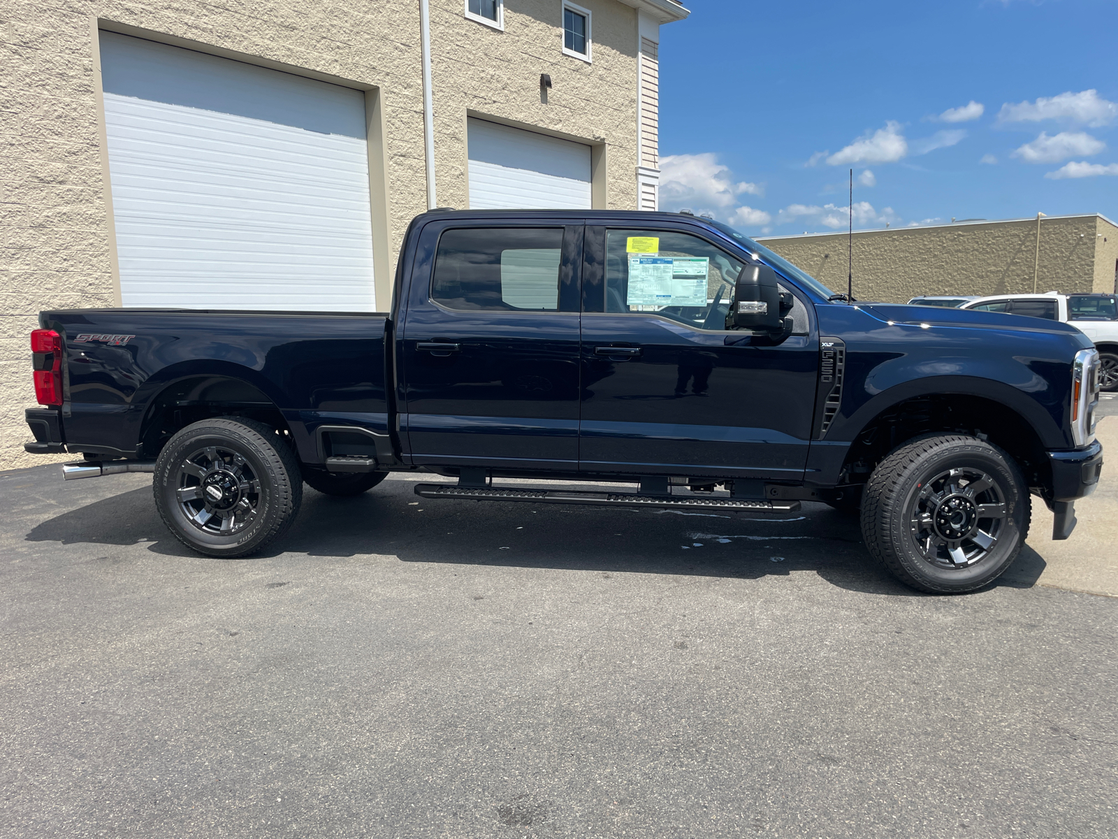 2024 Ford F-250SD XLT 12