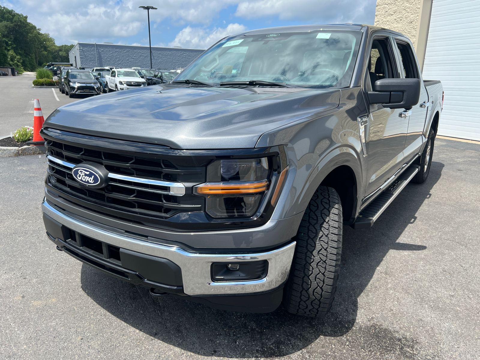 2024 Ford F-150 XLT 4