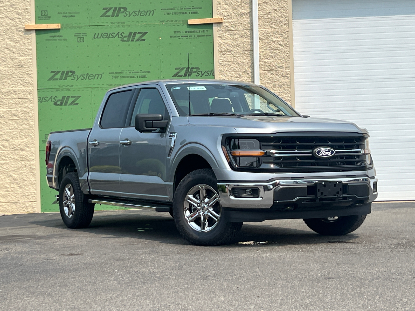 2024 Ford F-150 XLT 1