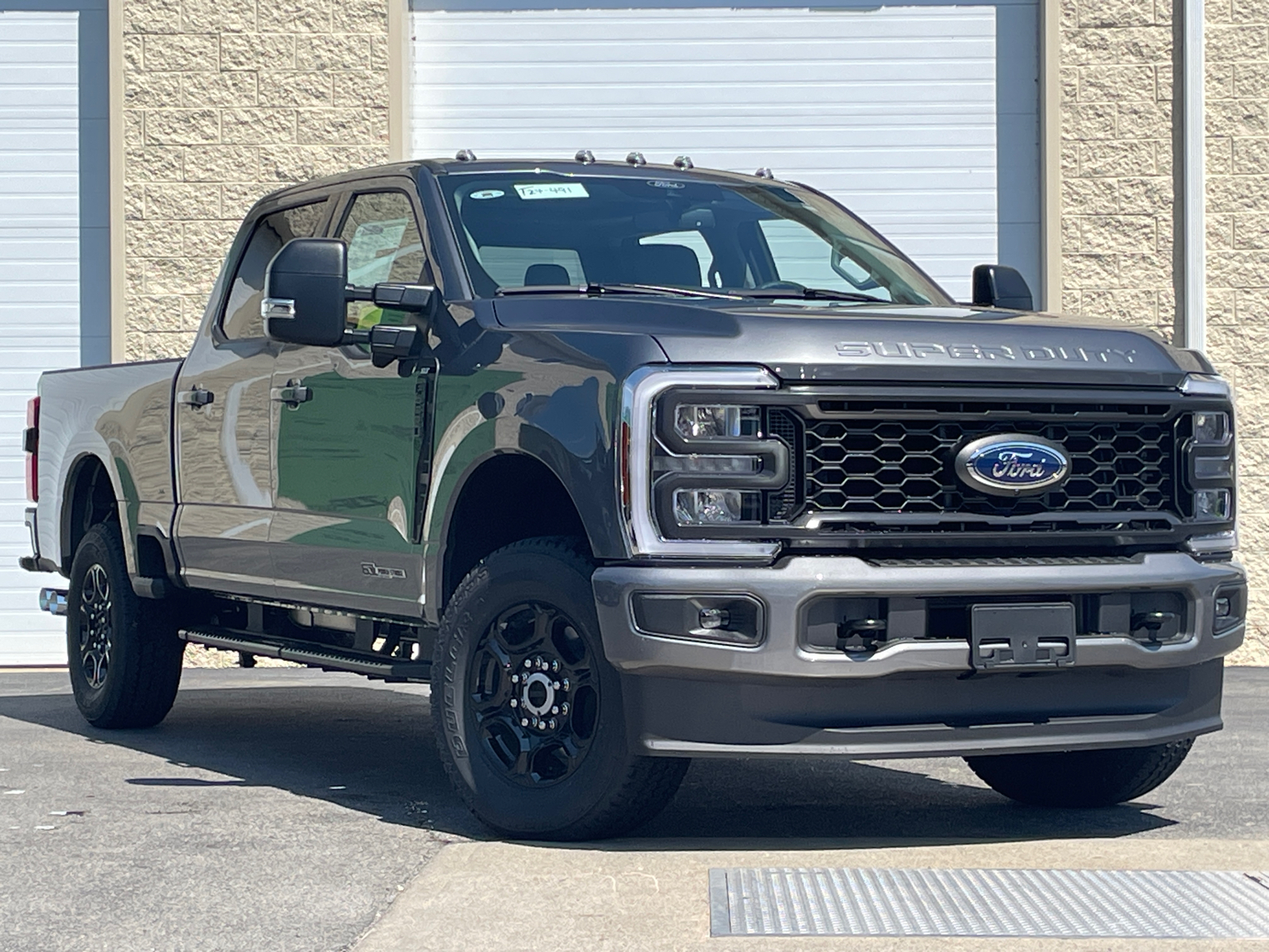 2024 Ford F-250SD XLT 2