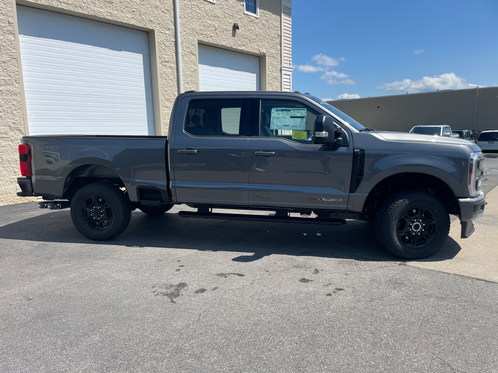 2024 Ford F-250SD XLT 12