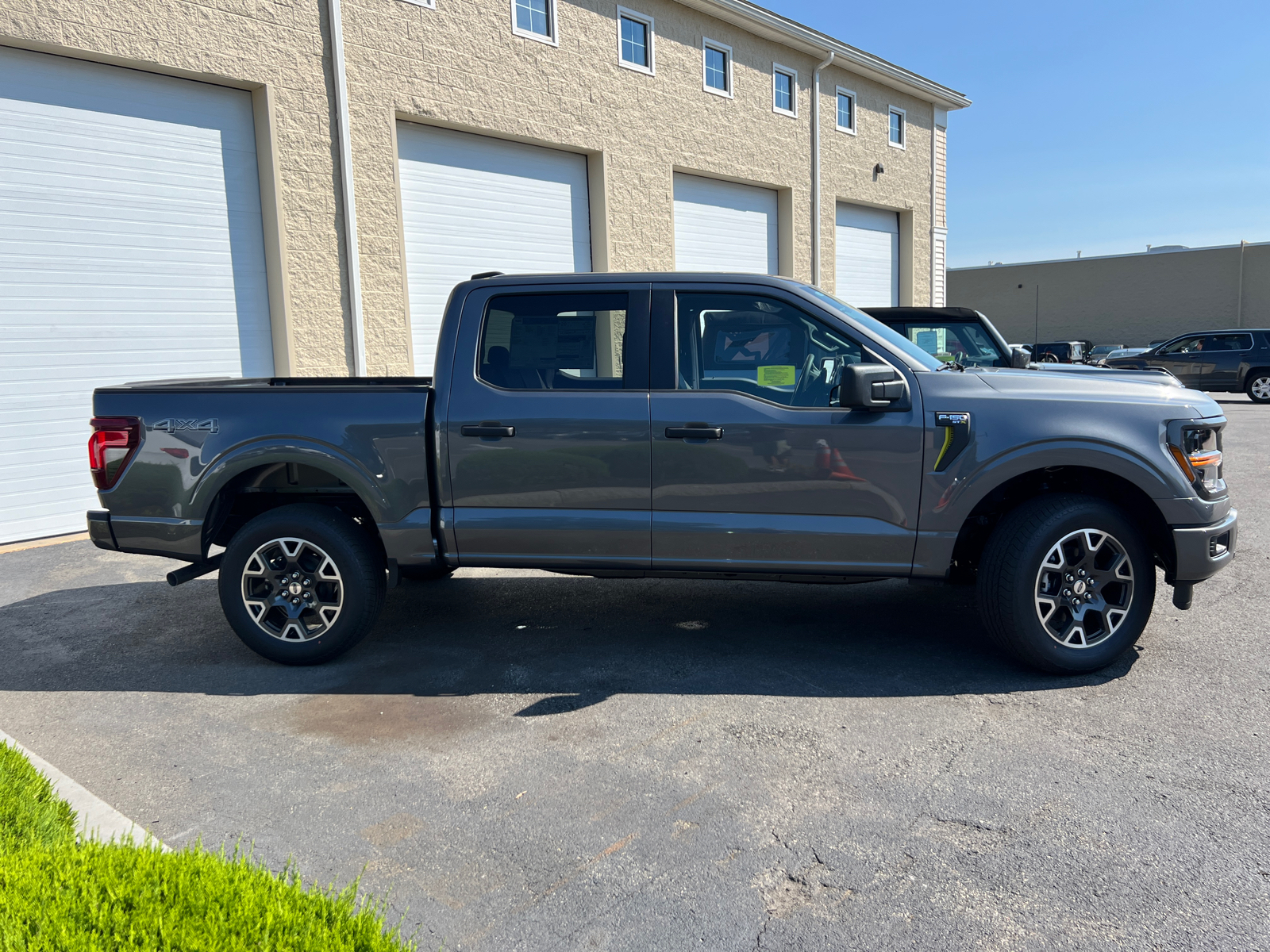 2024 Ford F-150 STX 10