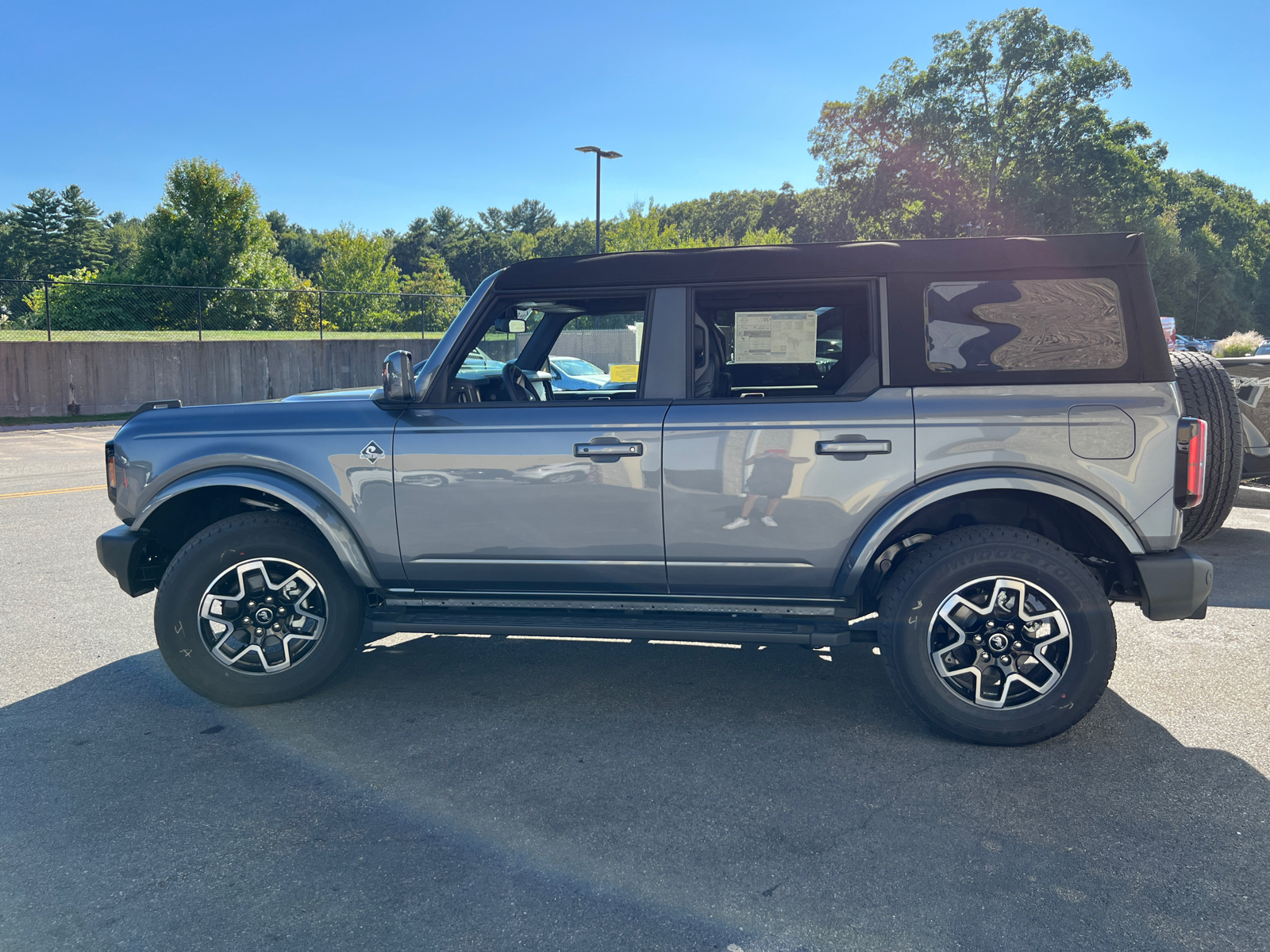 2024 Ford Bronco Outer Banks 5