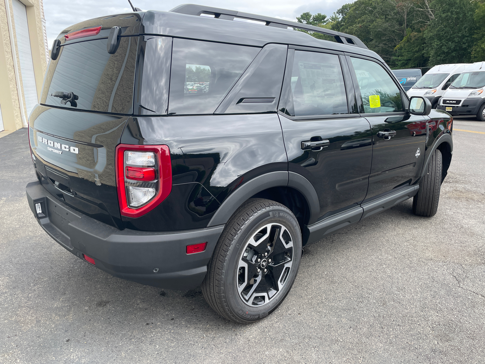 2024 Ford Bronco Sport Outer Banks 12