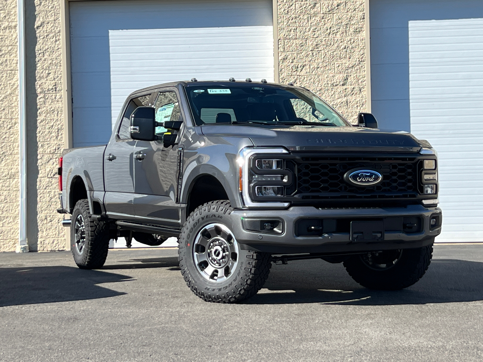 2024 Ford F-250SD Lariat 1