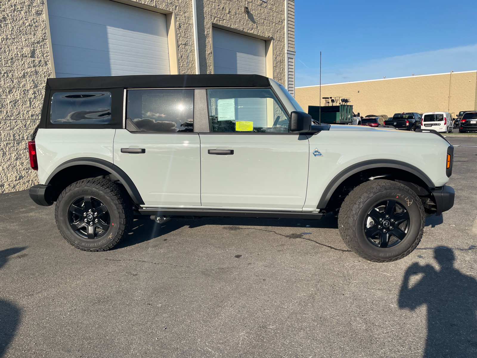 2024 Ford Bronco Black Diamond 11