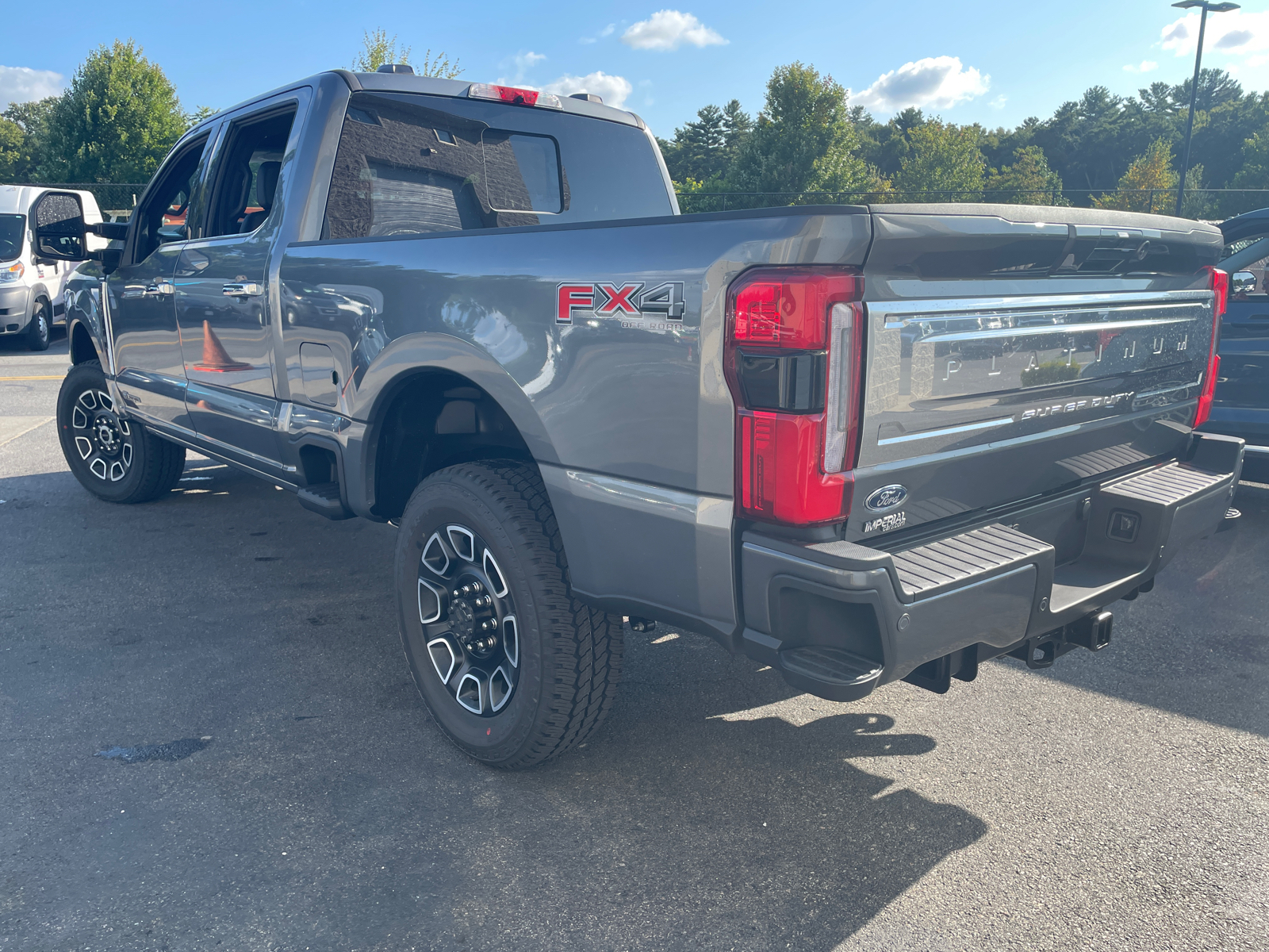 2024 Ford F-250SD Platinum 8