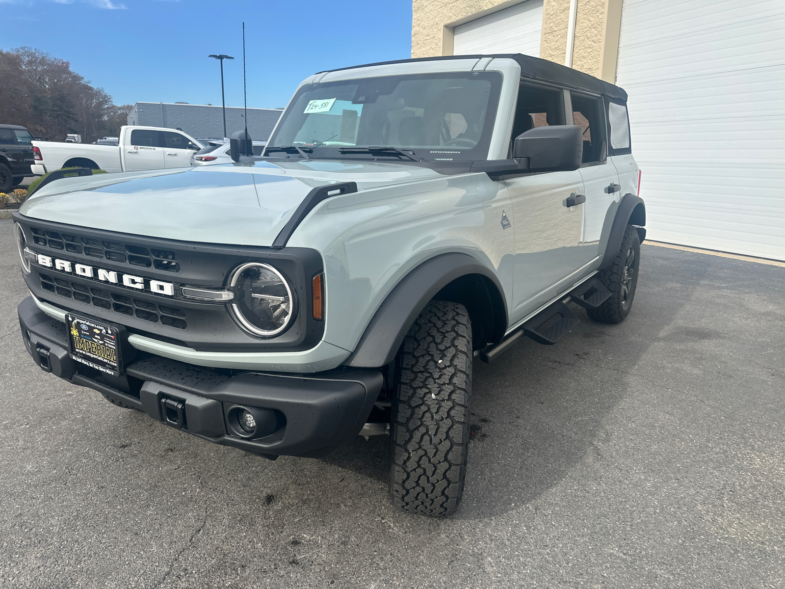 2024 Ford Bronco Black Diamond 4