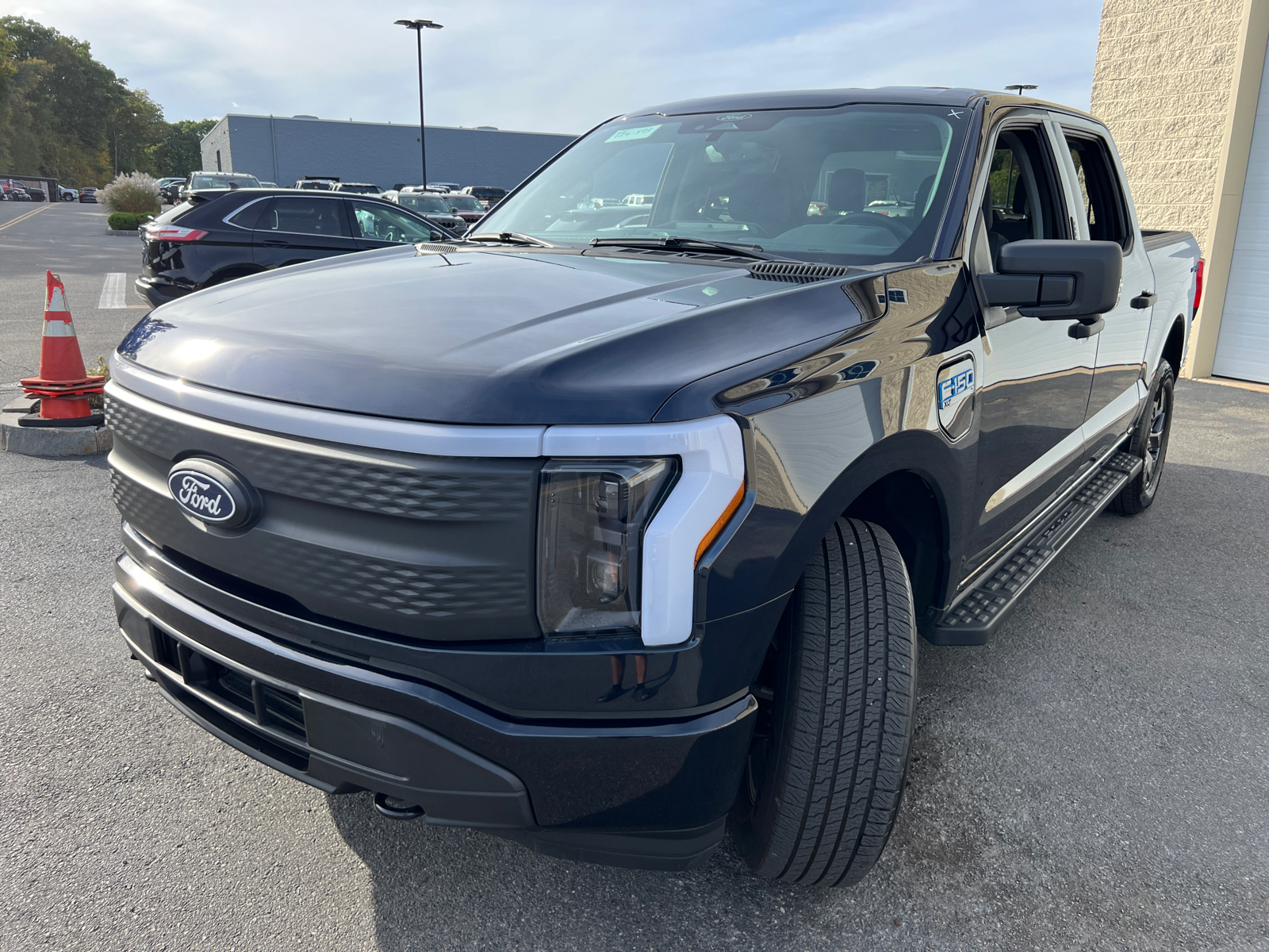 2024 Ford F-150 Lightning XLT 5