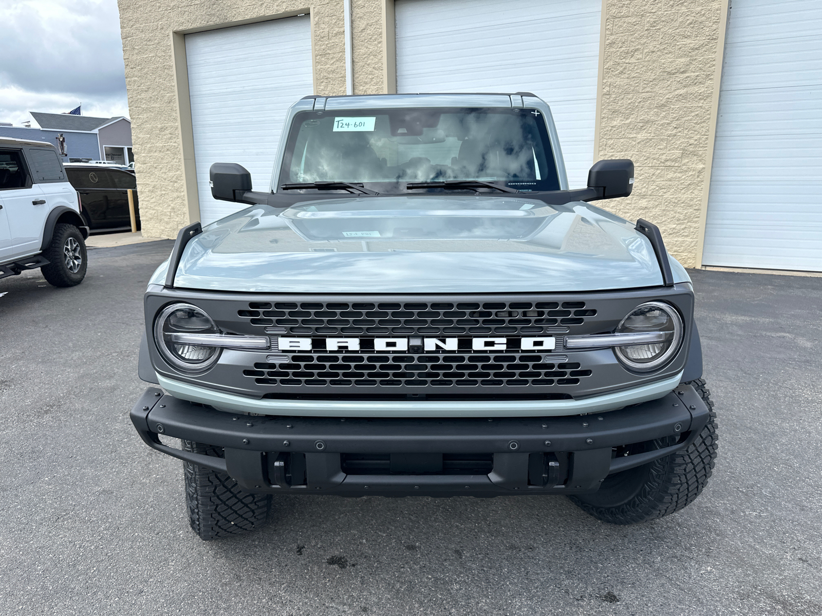 2024 Ford Bronco Badlands 3