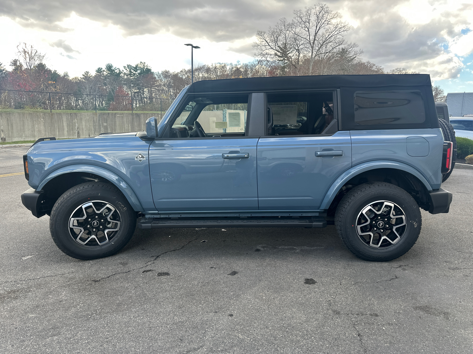 2024 Ford Bronco Outer Banks 5