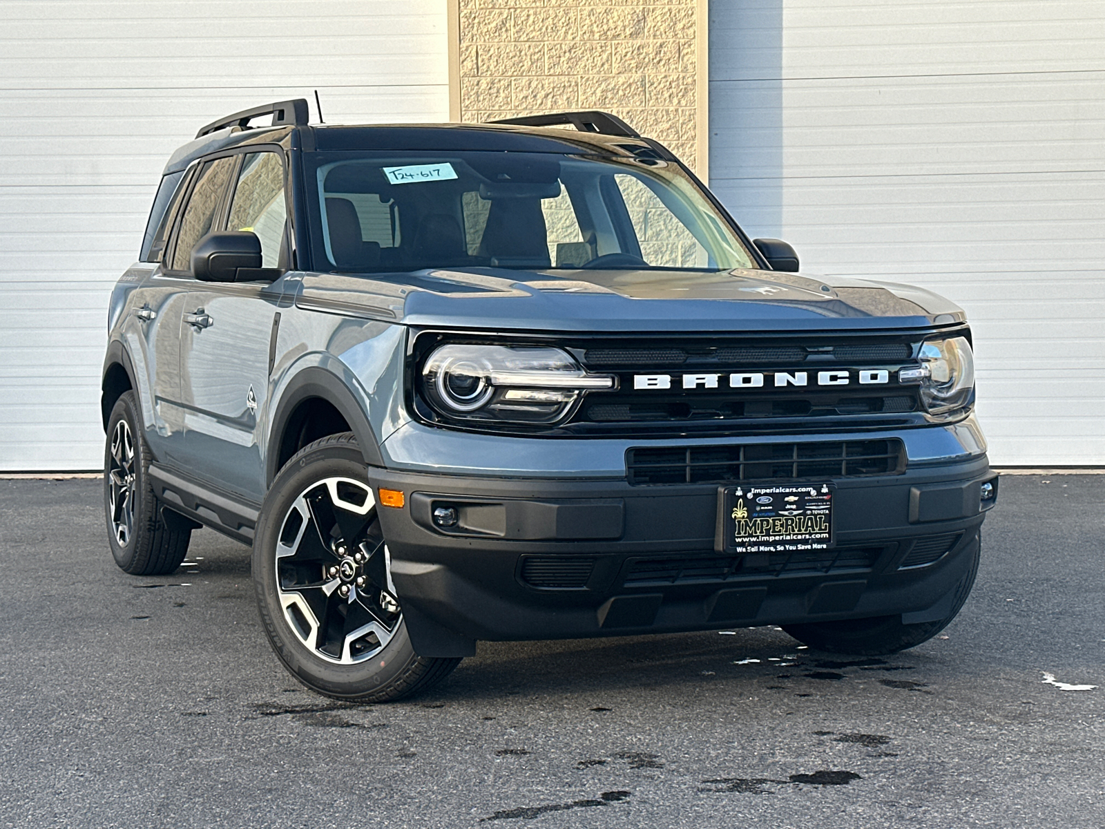 2024 Ford Bronco Sport Outer Banks 2